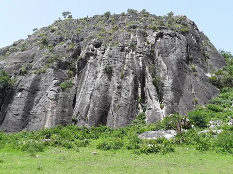 Sekop Rock in Panyam