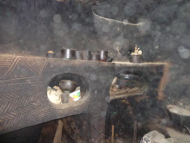 Local Cupboard and Shelve 