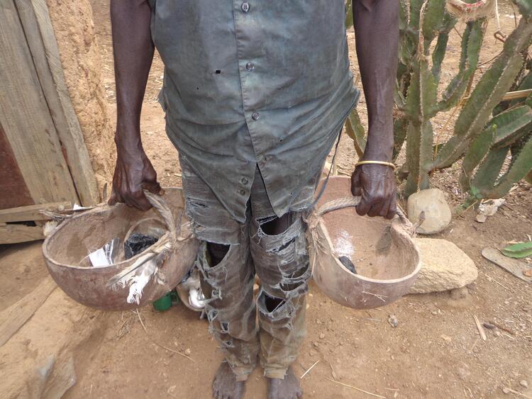 Traditional Worshiper (Ngu Kum)
